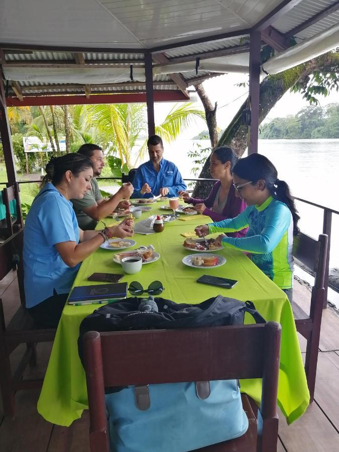 Chinitas Eco Lodge Tortuguero Bagian luar foto